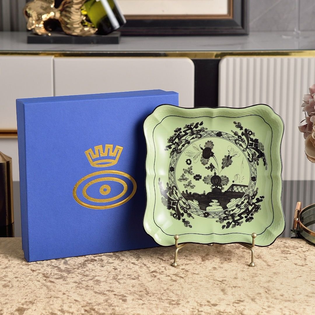 Ginori 1735 Single squared plate from Porcelain - Image 3 of 4
